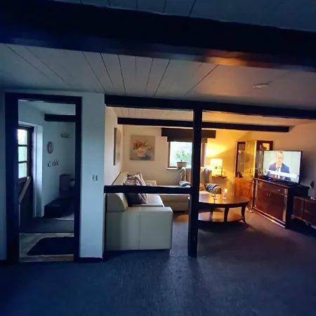 Papagoje Feriehus * Nørre Alslev